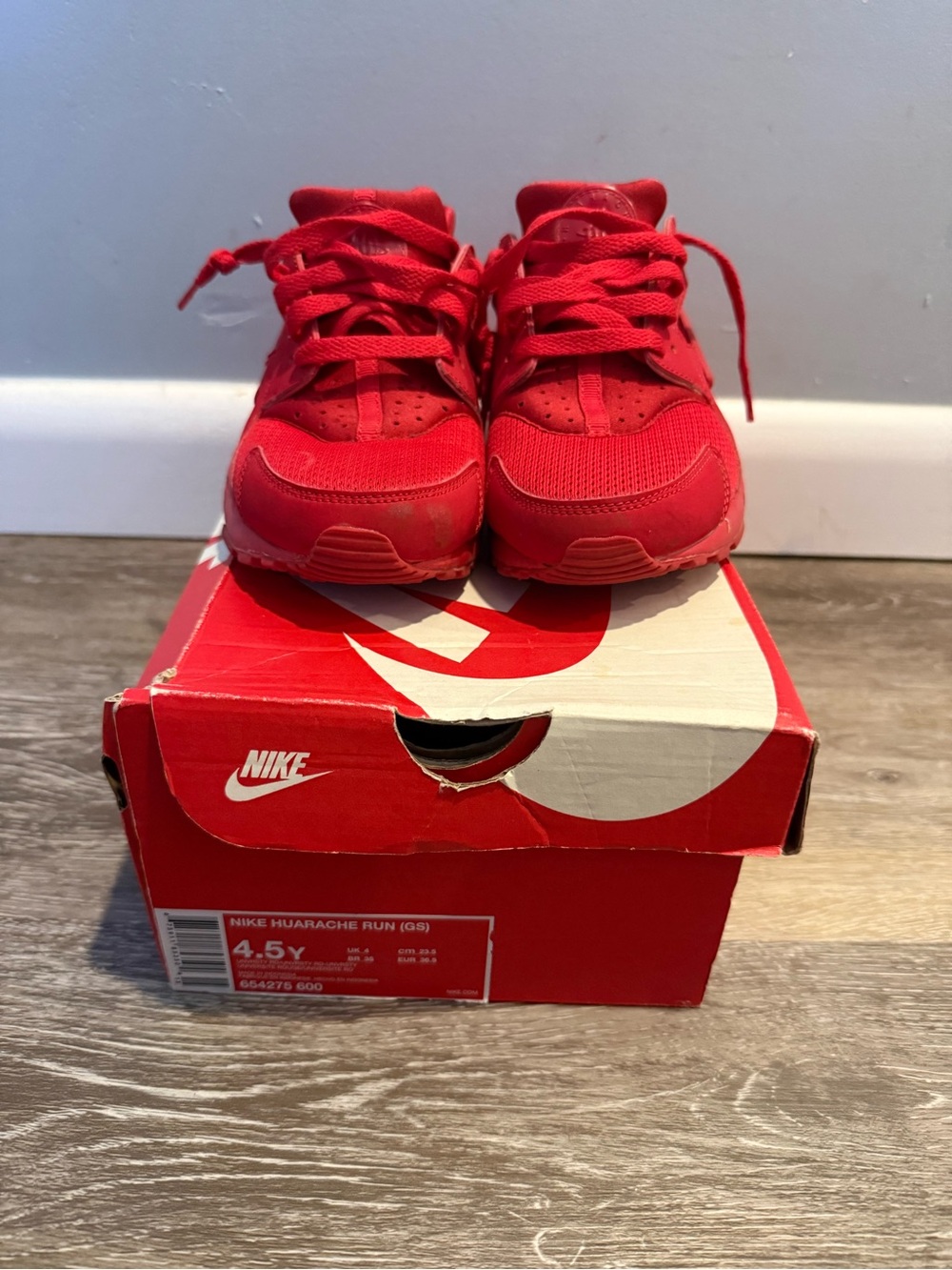Nike Huarache Big Kids Size 4.5 Y - Picture 2 of 7